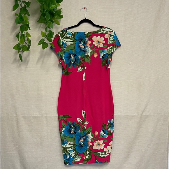 Elegant Pink Floral Midi Dress - Picture 2 of 4